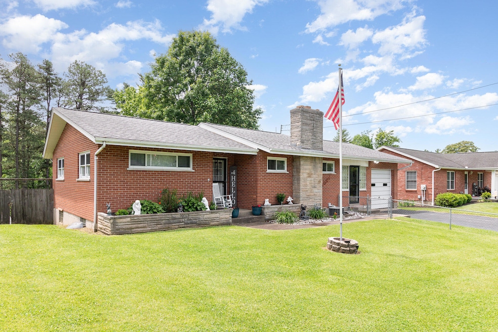 003_304_humes_ridge_road_02-edit_830