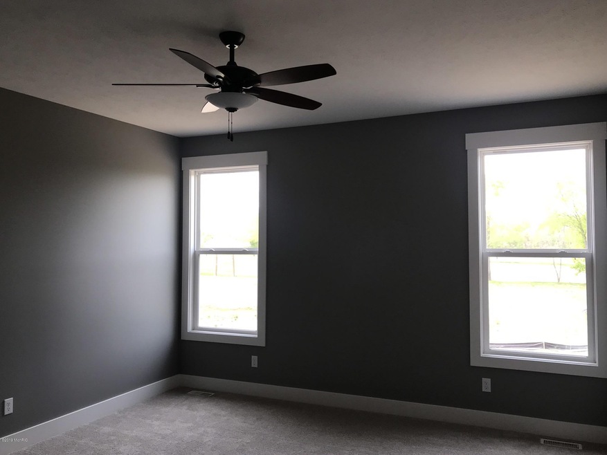 3351 Rivington Dr unit 24, Hudsonville, MI 49426 - photo 1