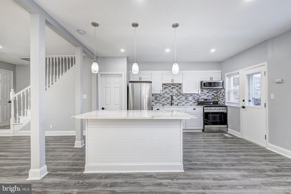 905 Mount Holly St, Baltimore, MD 21229 - photo 1