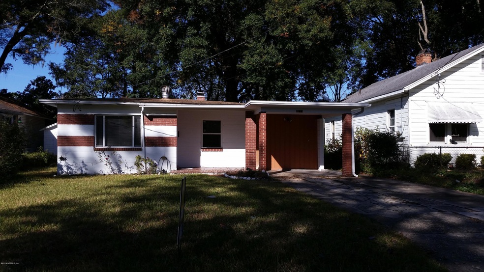 4733 Attleboro St, Jacksonville, FL 32205 - photo 1