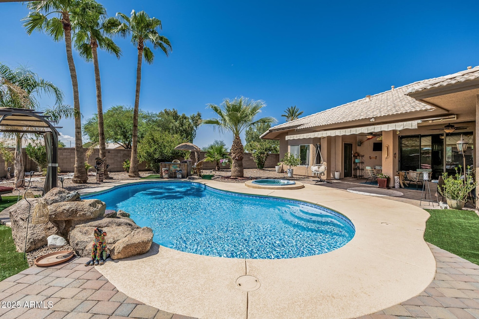 263 E Wiley Way unit 2, Casa Grande, AZ 85122 - photo 1