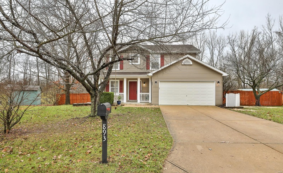 Gorgeous 3Bed/2Full,1Half Bath two story home loca