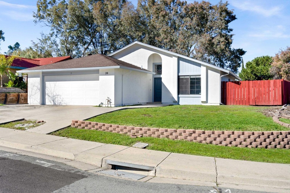 Sold $585,000
