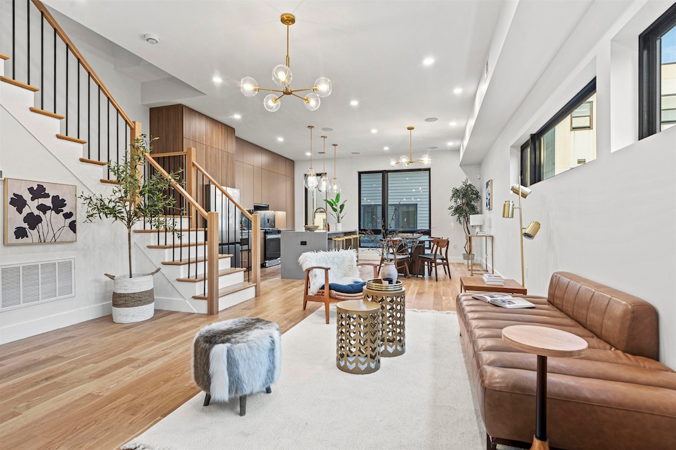 32 Hancock Ave unit 2, Jersey City, NJ 07307 - photo 1