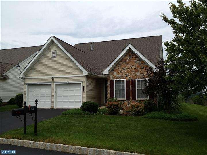 2611 Terrwood Dr W unit 10, Macungie, PA 18062 - photo 1