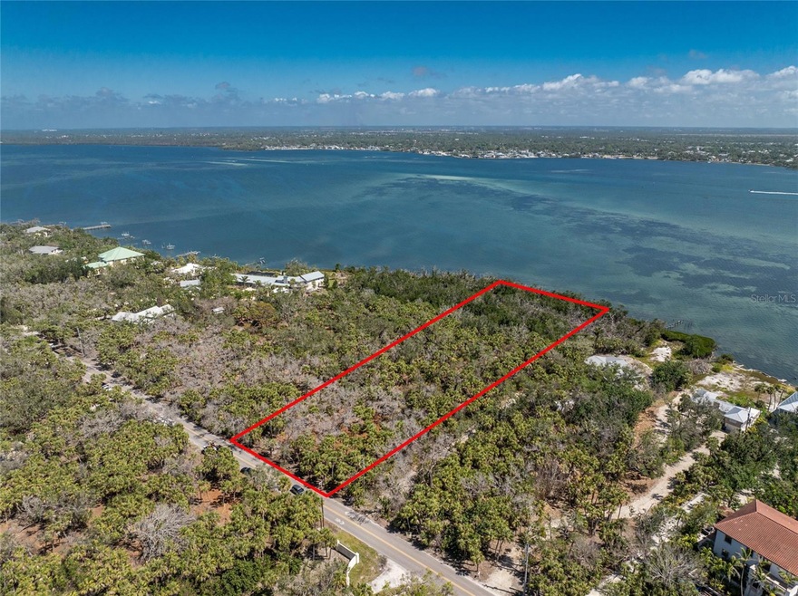 Bayside Untouched Tropical Parcel