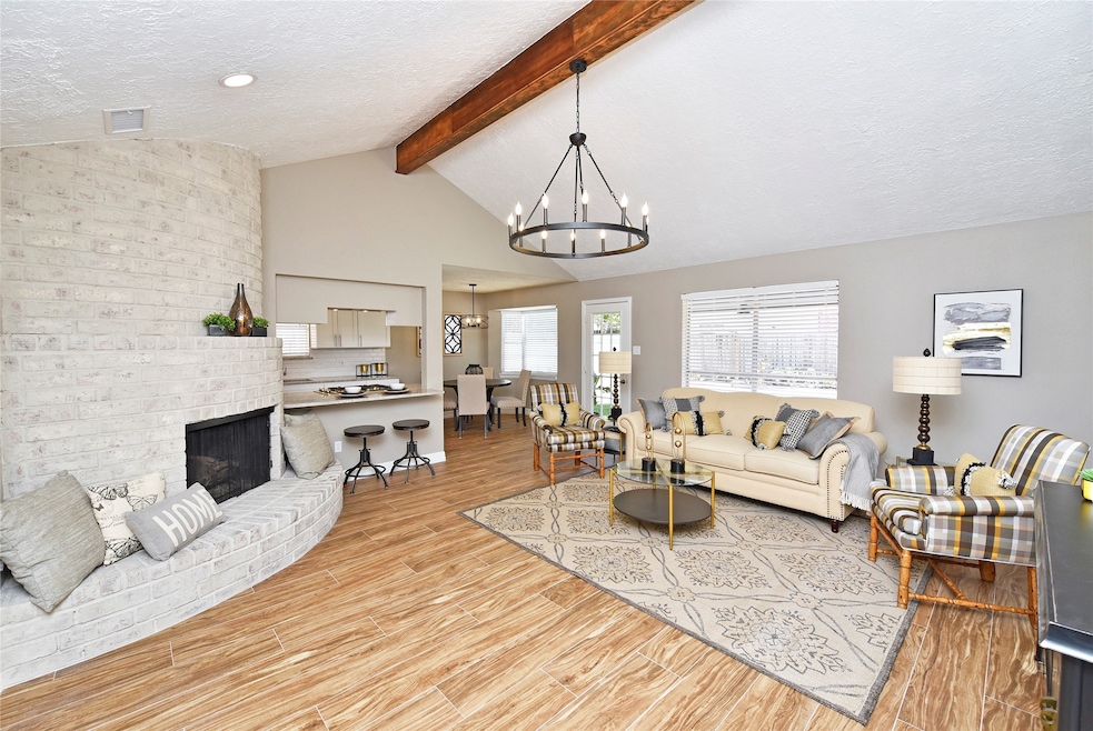 5022 Mary Lou Dr, Houston, TX 77092 - photo 1