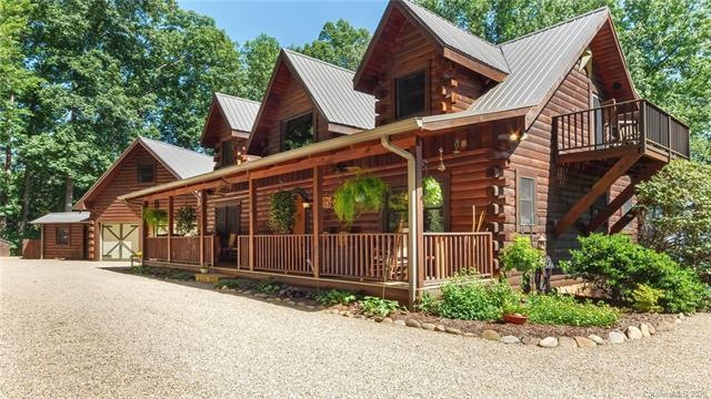 Welcome home to your custom designed mountain cabi