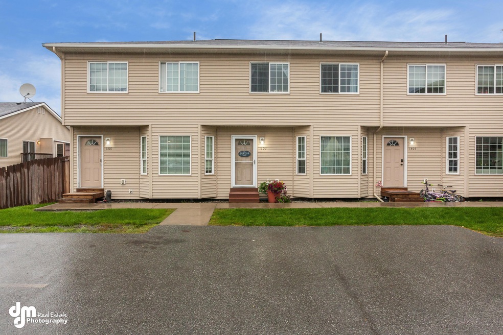 Exterior - Front 20160822-DW-1346-FULL
