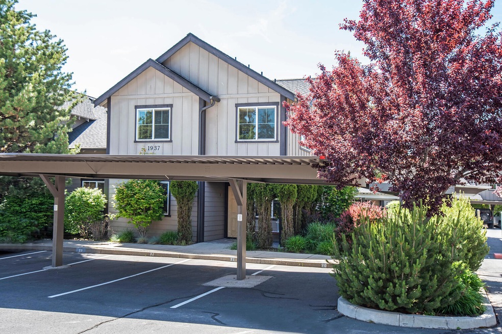 1937 NW Monterey Pines Dr Unit-large-003