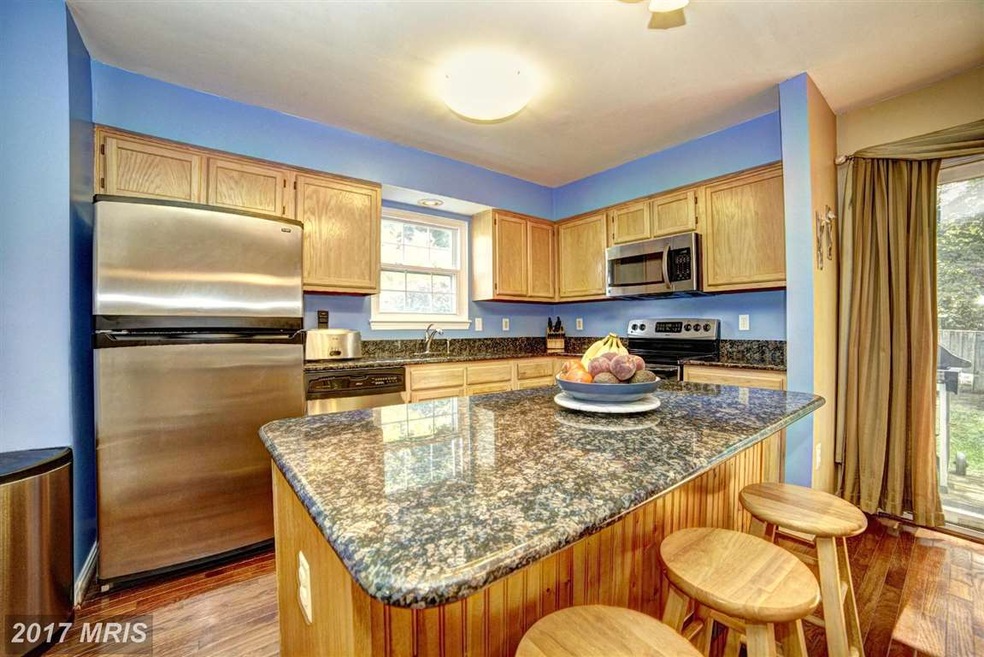 1227 Martha Greenleaf Dr, Crofton, MD 21114 - photo 1