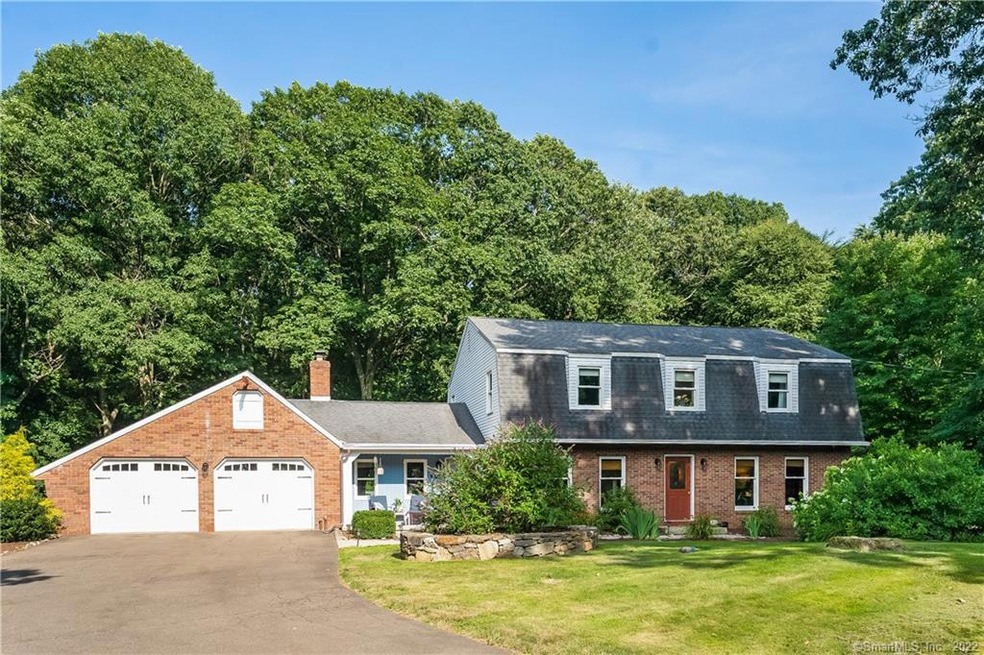 657 High Ridge Rd, Orange, CT 06477 - photo 1