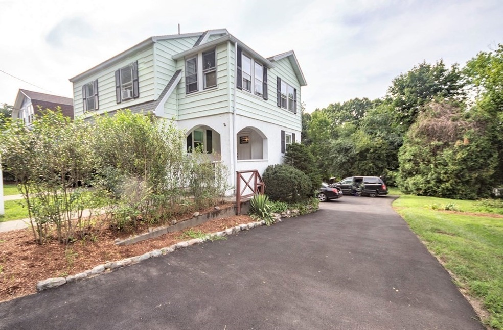 1051 Waverly St, Framingham, MA 01702 - photo 1