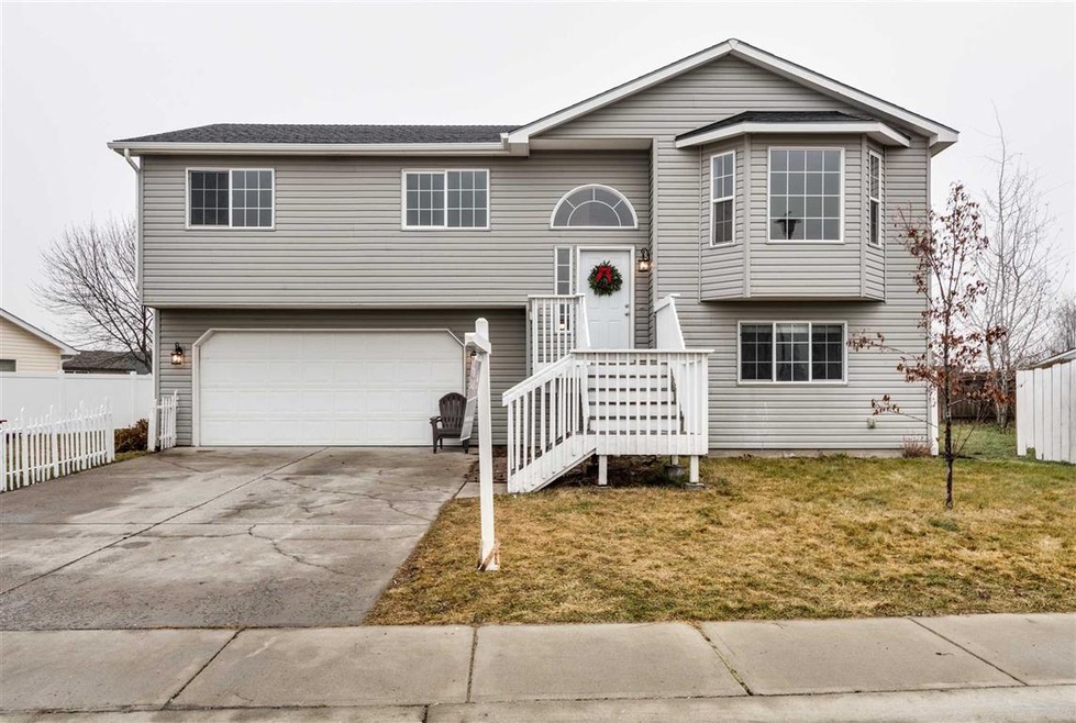 1106 Tara Lee Ave, Medical Lake, WA 99022 - photo 1