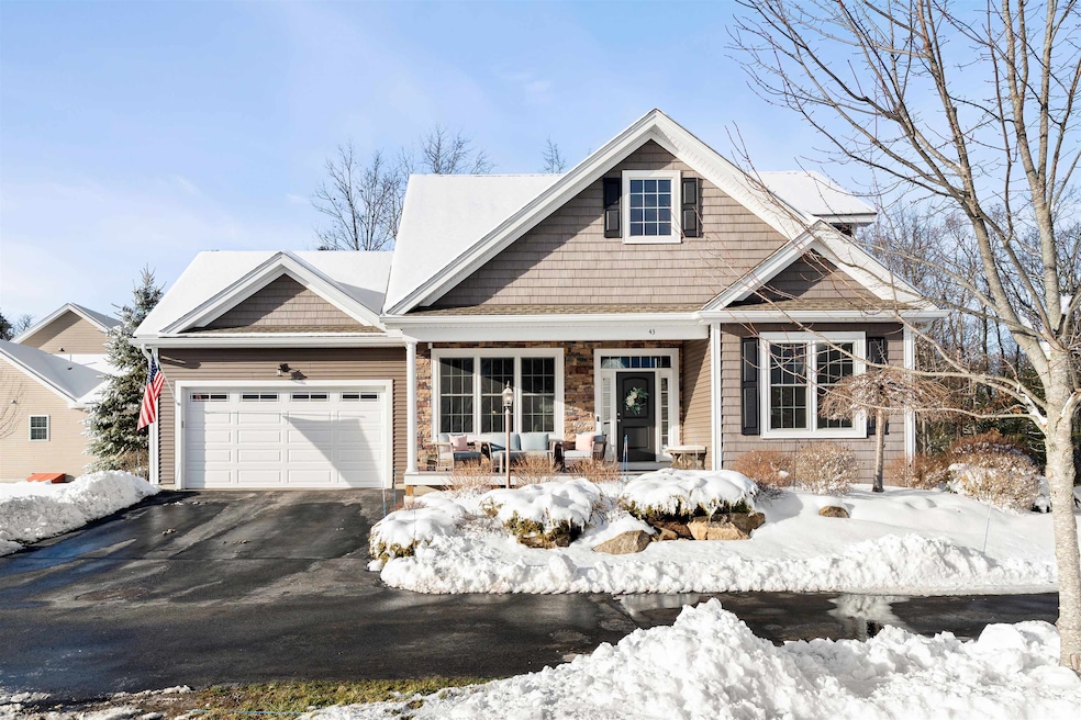 43 Maple Leaf Way, Manchester, NH 03102 - photo 1