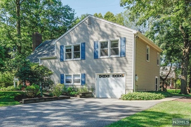 12 John Cir, Norwood, NJ 07648 - photo 1