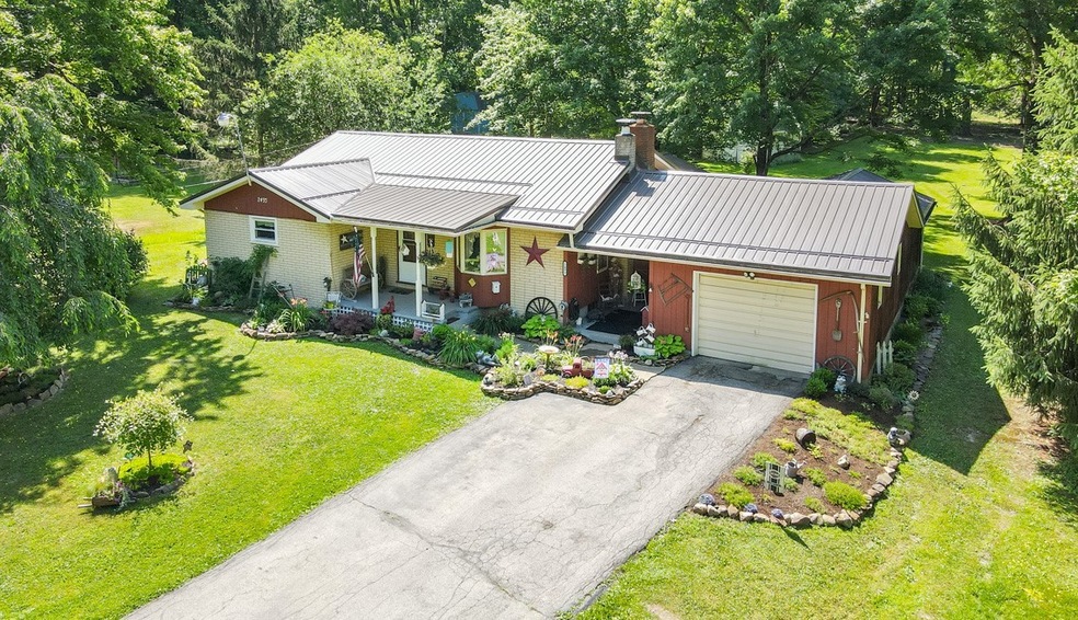 Welcome home to 2493 Mercer West Middlesex Rd