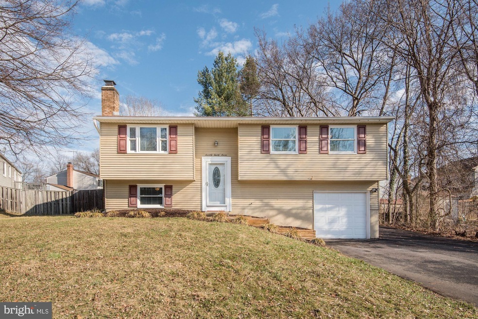 7027 Bedrock Rd, Alexandria, VA 22306 - photo 1