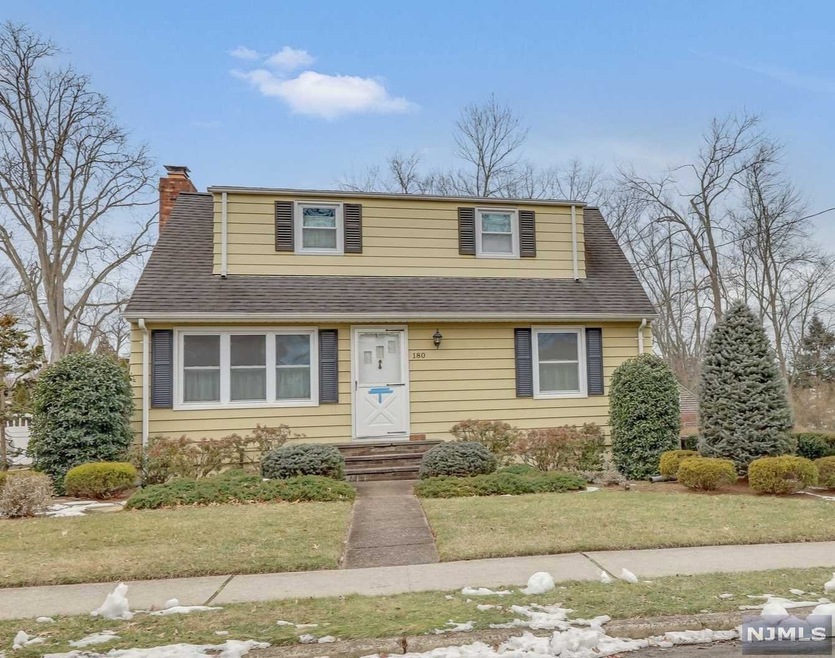 180 Walnut St, Township of Washington, NJ 07676 - photo 1