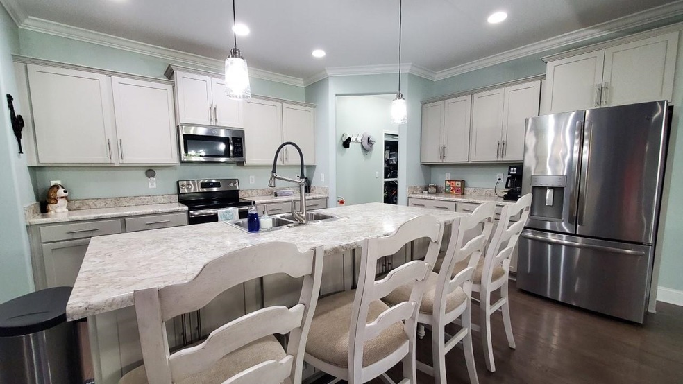 1464 Stonewater Dr, Cullman, AL 35055 - photo 1