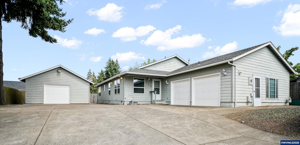 484 Travis Ct NE, Salem, OR 97301 - photo 1