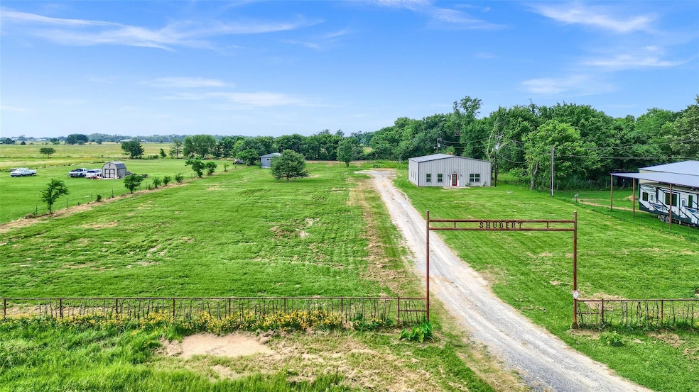 660 Delphia Dr, Denison, TX 75021 - photo 1