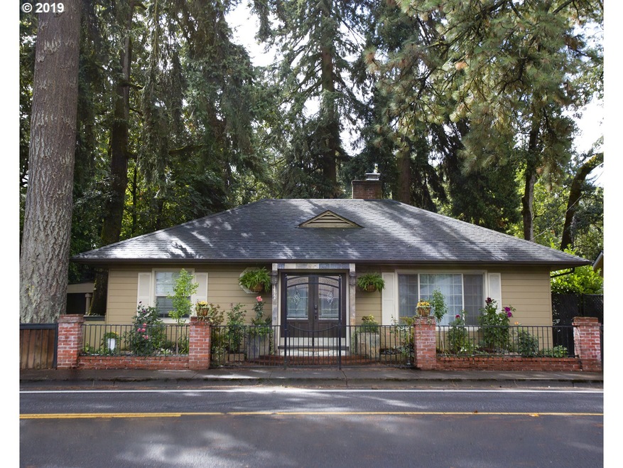 1472 Cal Young Rd, Eugene, OR 97401 - photo 1