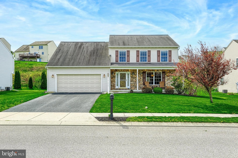 155 Brendan Mews, Mount Wolf, PA 17347 - photo 1