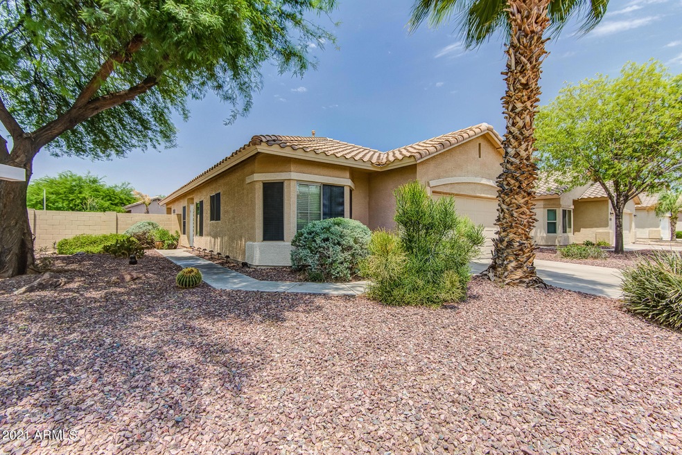 4052 W Hackamore Dr, Phoenix, AZ 85083 - photo 1