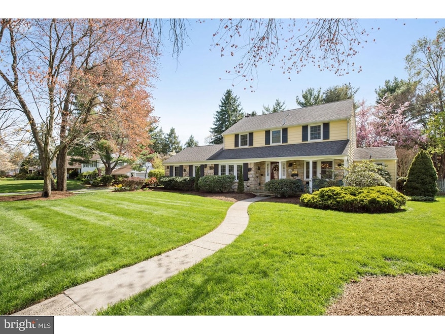 740 Stonehouse Rd, Moorestown, NJ 08057 - photo 1