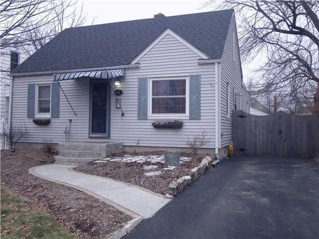 566 E Jeffrey Place, Columbus, OH 43214 - photo 1