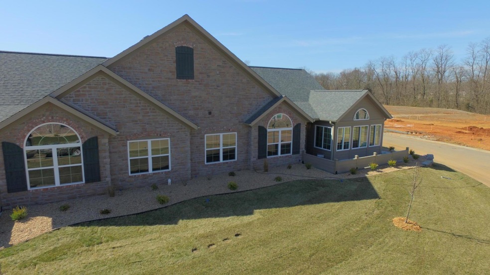 820 E Kings Mead Cir unit 2, Nixa, MO 65714 - photo 1