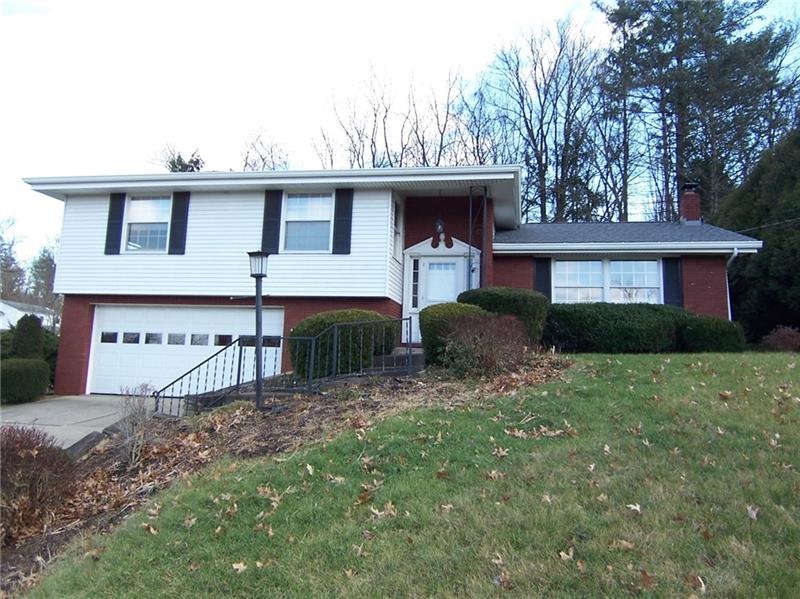4 BR 2.5 BA colonial in Baker School area