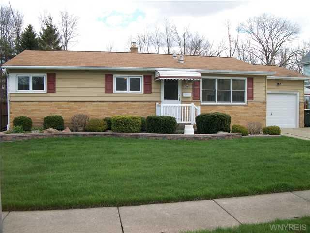 394 Frontier Ave, North Tonawanda, NY 14120 - photo 1