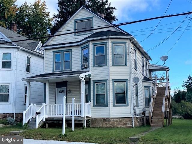 432 S Queen St, Littlestown, PA 17340 - photo 1