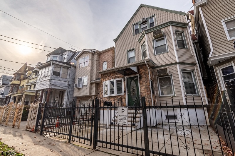 178 N 9th St, Newark, NJ 07107 - photo 1