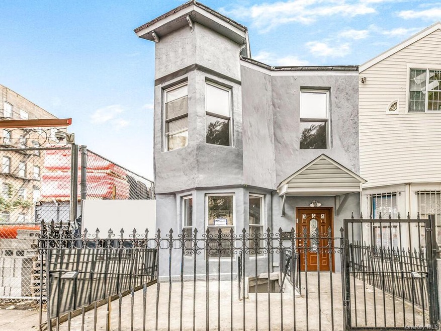 464 E 187th St, Bronx, NY 10458 - photo 1