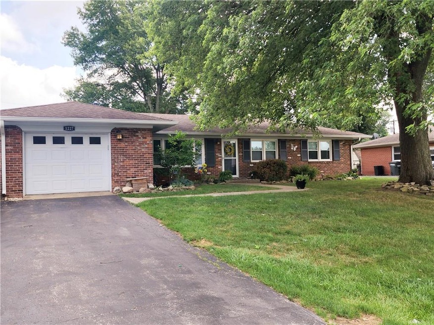 1227 Bluff Rd, Plainfield, IN 46168 - photo 1