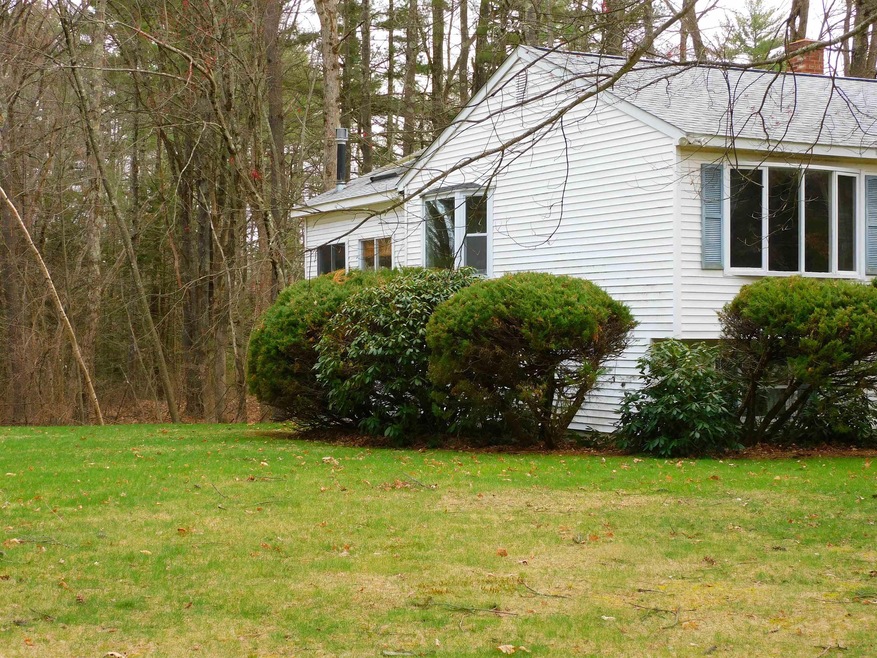 295 Rattlesnake Hill Rd, Auburn, NH 03032 - photo 1