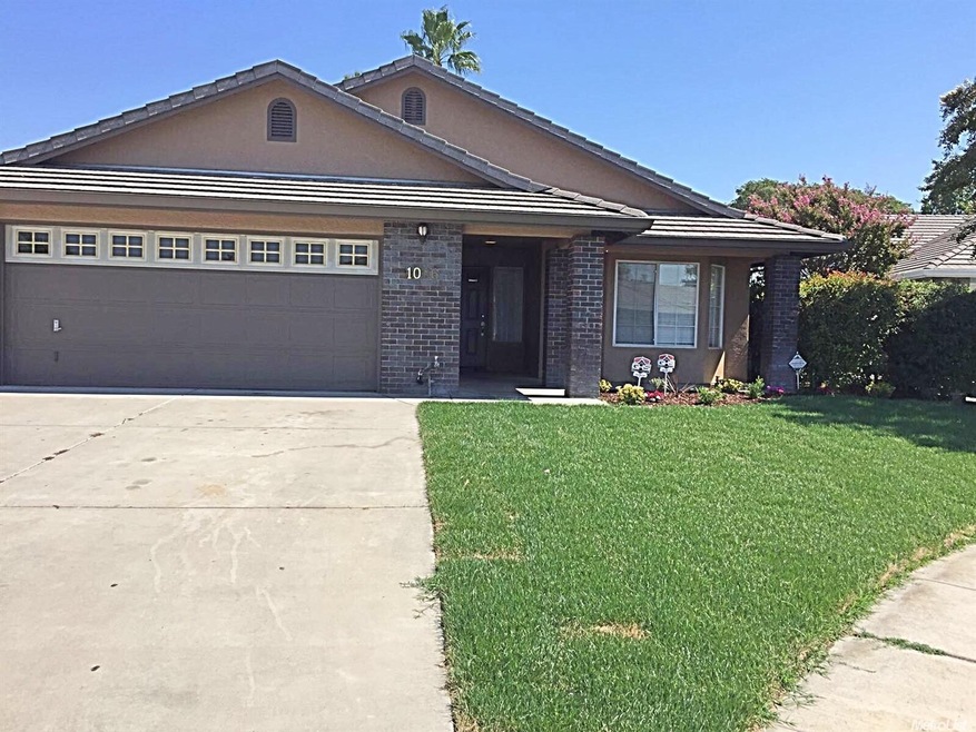 1026 Magrath Place, Manteca, CA 95337 - photo 1