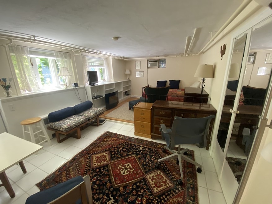 4 Garden Ct unit 5, Cambridge, MA 02138 - photo 1