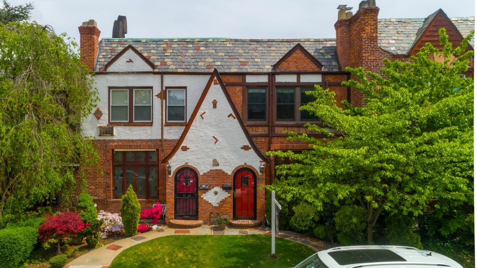 91-04 68th Ave, Flushing, NY 11375 - photo 1