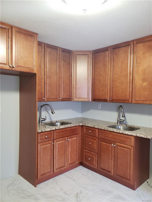 47 Phyllis Dr, Pomona, NY 10970 - photo 1