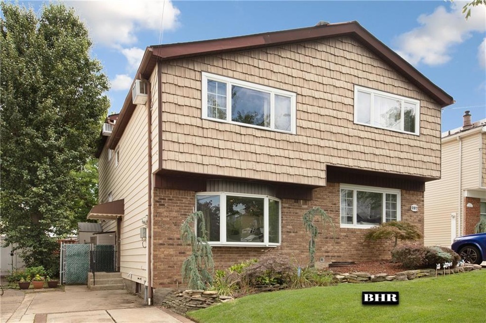 289 Abingdon Ave, Staten Island, NY 10308 - photo 1