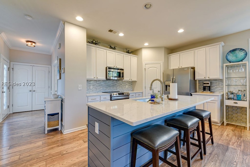 21 Jarvis Creek Way - Now that's an awesome kitche