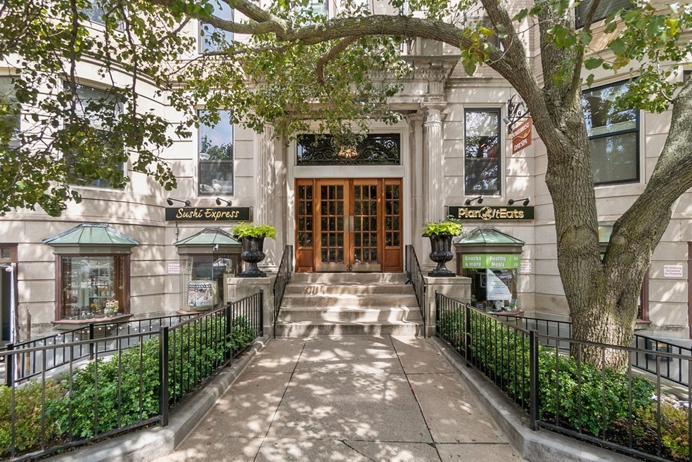 1038 Beacon St unit 403, Brookline, MA 02446 - photo 1