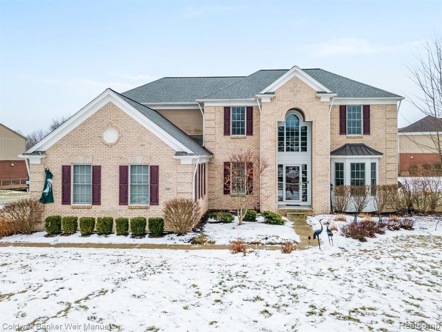 3-web-or-mls-3287-Woodview-Cir-3.jpg