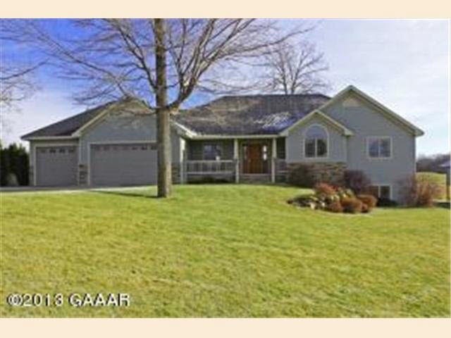 651 E Lake Geneva Rd NE unit NE, Alexandria, MN 56308 - photo 1