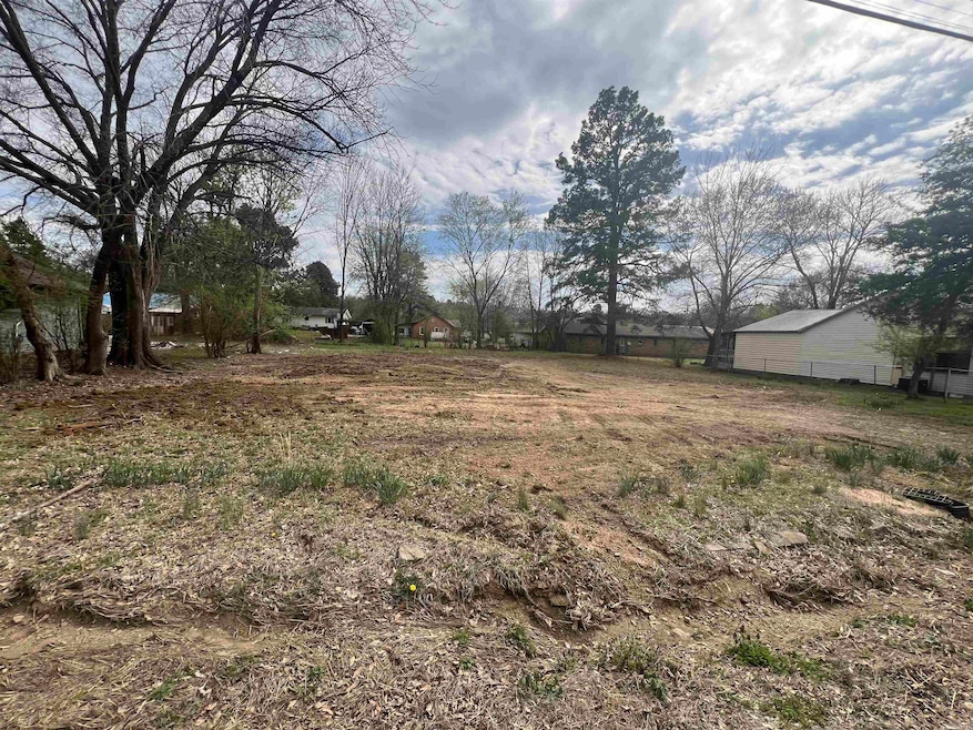 73 W 8th St, Waldron, AR 72958 - photo 1