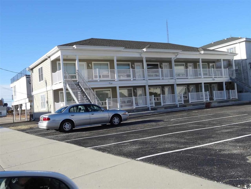 411 E Toledo Ave unit 5, Wildwood, NJ 08260 - photo 1